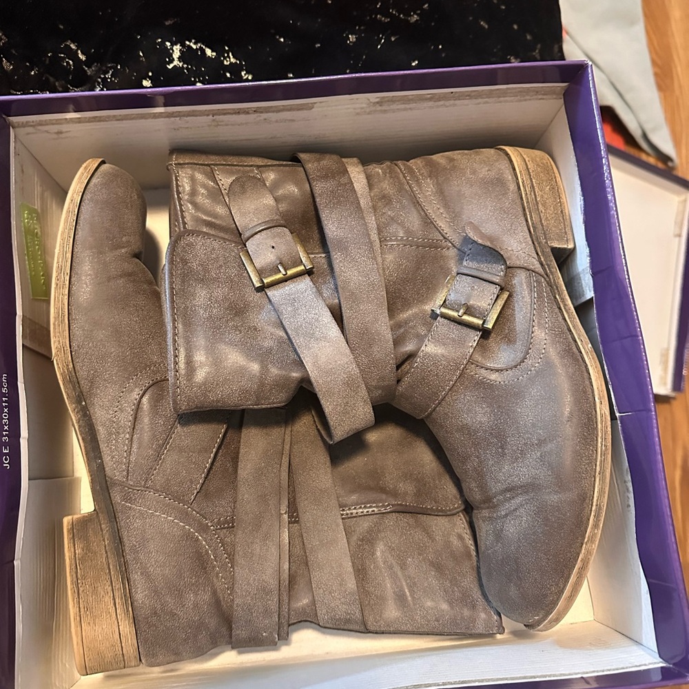 Madden Girl Gray Combat Boots